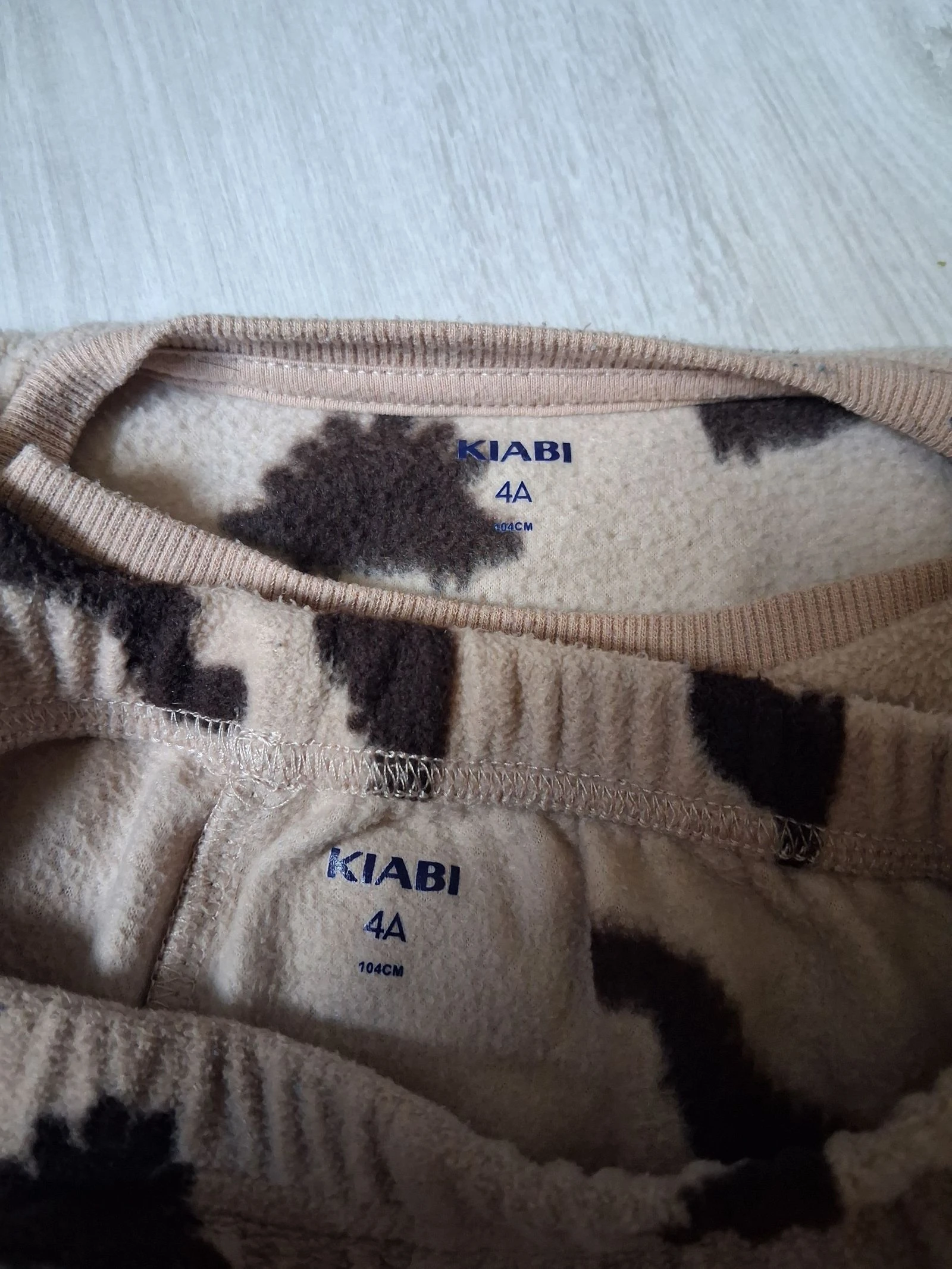 Pijama de lã Kiabi 4 anos (104 cm) dinossauro bege quente – photo 5